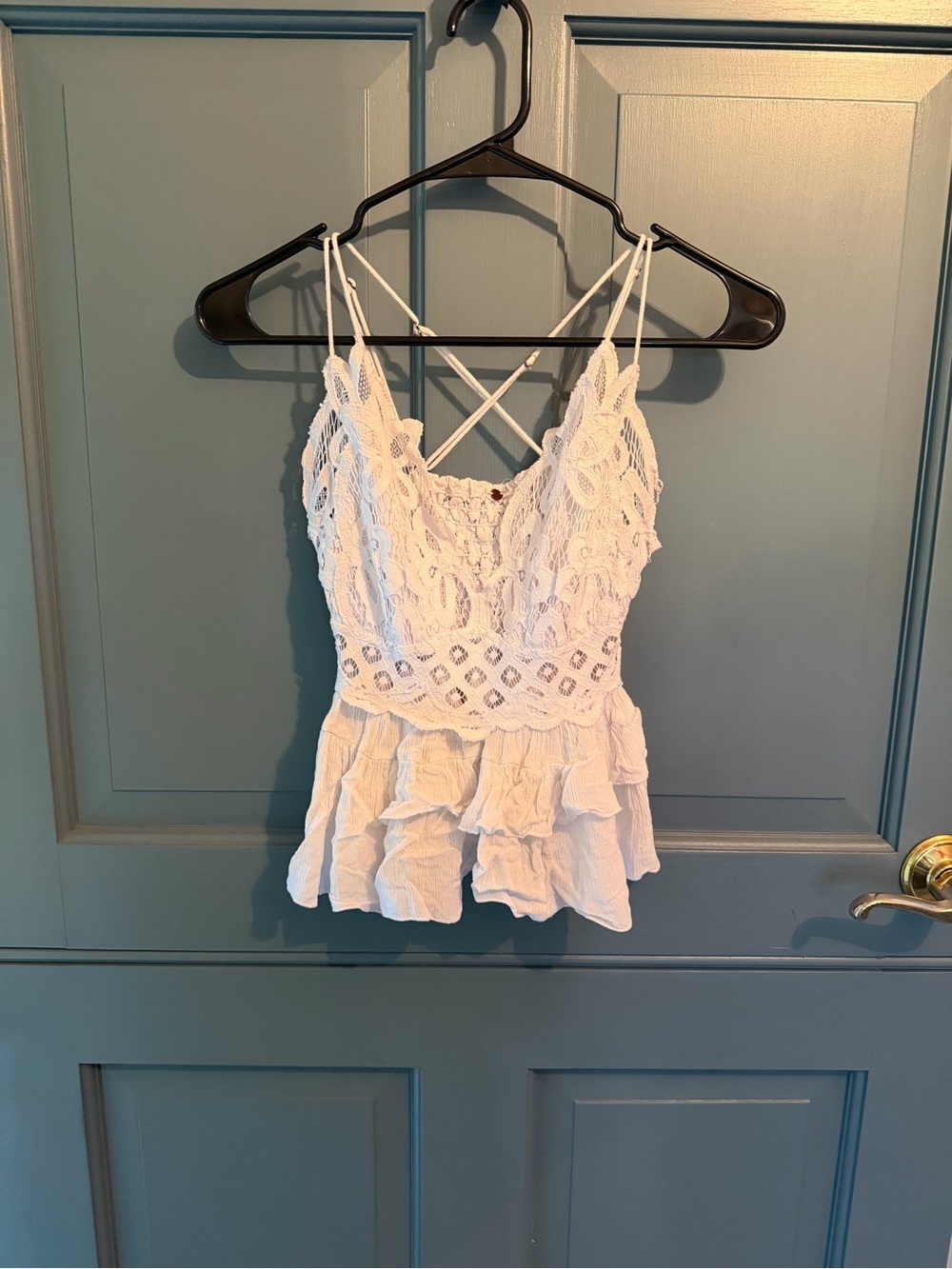 Free People White Lace Babydoll Cami Top Medium Boho Ruffle